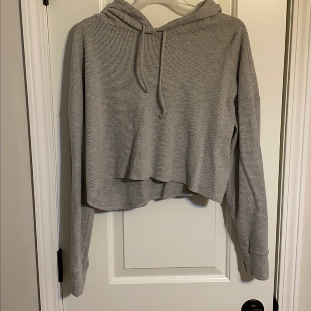 cropped hoodie